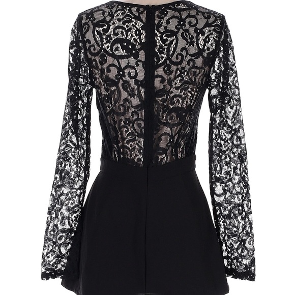 TOBI Medium Black Lace Long Sleeve Short Romper - Like New - Picture 2 of 5